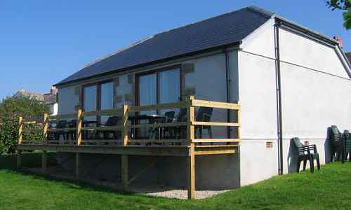 B & B building with balcony